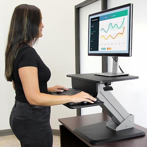 Купить StarTech.com Sit to Stand Workstation with One Touch Height Adjustment - Befestigungskit (Säulenklemme, Bodenplatte, einstellbarer Montagearm, Rückwand, Tastatur-Tablett, pneumatic arm, pads) für LCD-Display/Tastatur/Mau (ARMSTS) в магазине wardena.ru