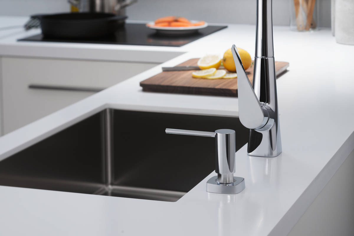 Купить Hansgrohe Metris M71 Кухонный смеситель однорычажный 320 с вытяжным душем 2jet хром 73801000 в магазине wardena.ru