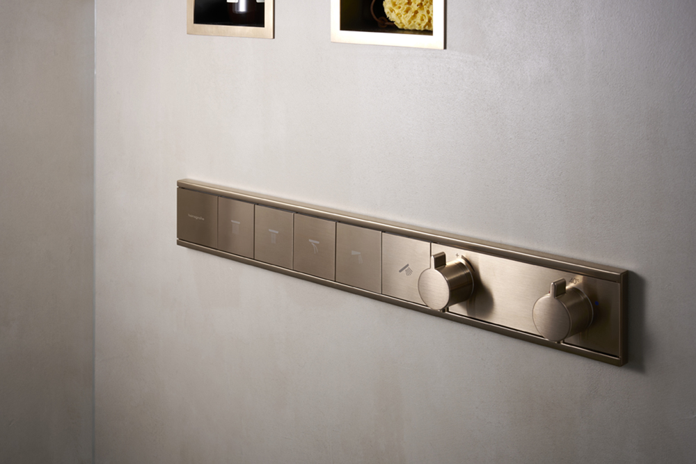 Купить Hansgrohe RainSelect Термостат для 5 потребителей скрытого монтажа бронза матовая 15384140 в магазине wardena.ru