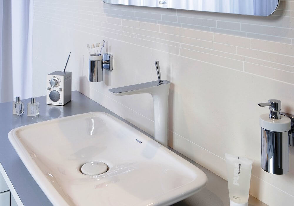 Купить Hansgrohe PuraVida стакан с держателем хром 41504000 в магазине wardena.ru