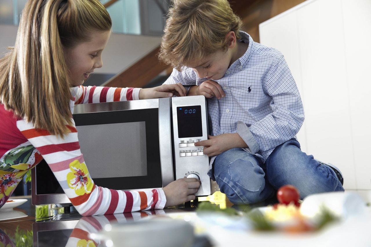 Купить Sharp R-922STWE - Mikrowellenofen mit Konvektion und Grill - 32 Liter - 1000 W - rostfreier Edelstahl (R922STWE) в магазине wardena.ru