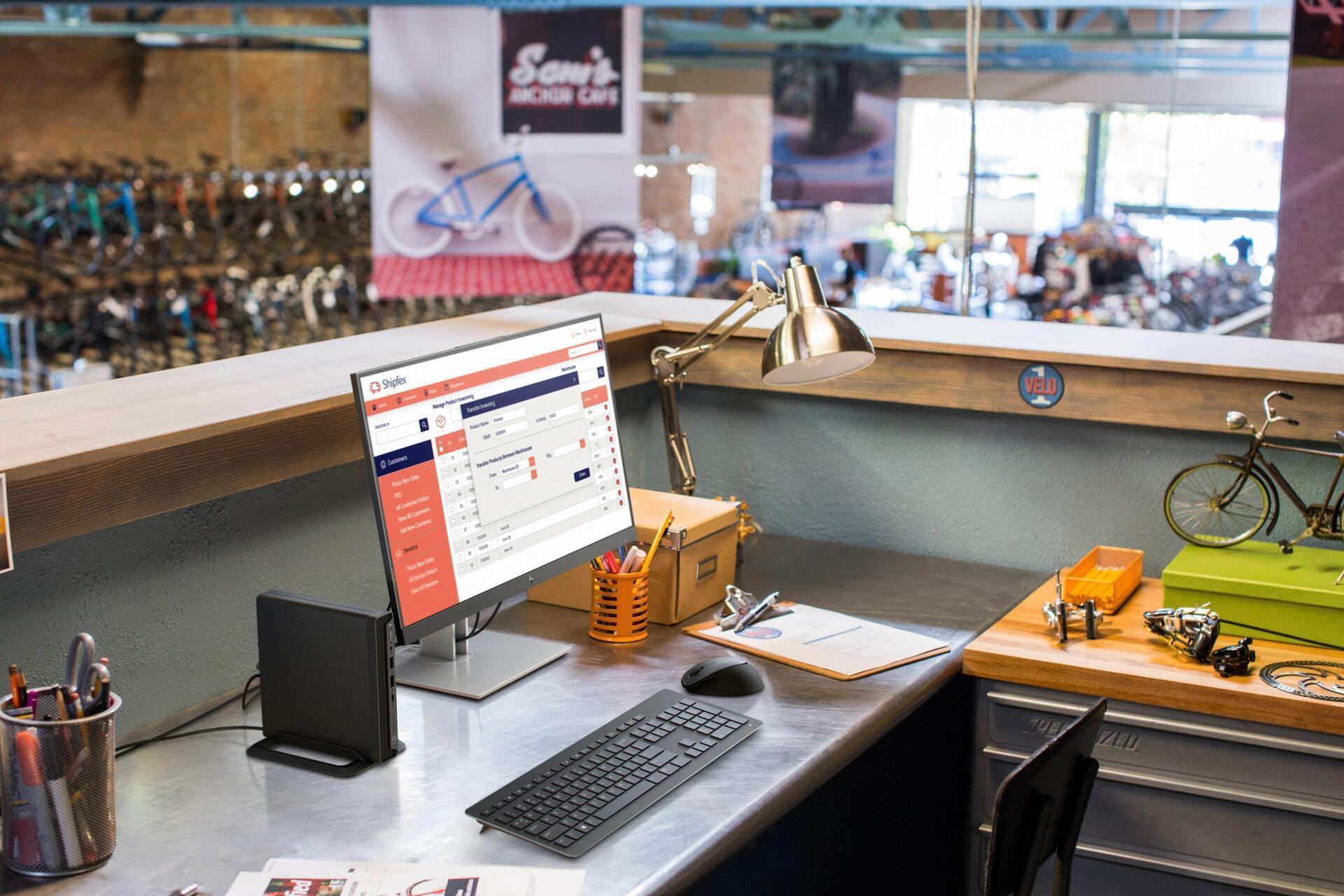 Купить HP ProDesk 405 G6 - Mini Desktop - Ryzen 3 4300GE / 3.5 GHz - RAM 8 GB - SSD 256 GB - NVMe - Radeon Graphics - GigE, Bluetooth 5.2 - WLAN: 802.11a/b/g/n/ac/ax, Bluetooth 5.2 - Win 10 Pro 64-Bit - Monitor: keiner - Tastat (5L710EA#ABD) в магазине wardena.ru