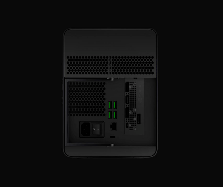 Купить Razer Core X Chroma - Externes GPU-Gehäuse - Thunderbolt 3 (RC21-01430100-R351) в магазине wardena.ru