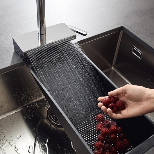 Купить Hansgrohe Aquno Select M81 Смеситель для кухни однорычажный 250 с вытяжным душем черный матовый 73836670 в магазине wardena.ru
