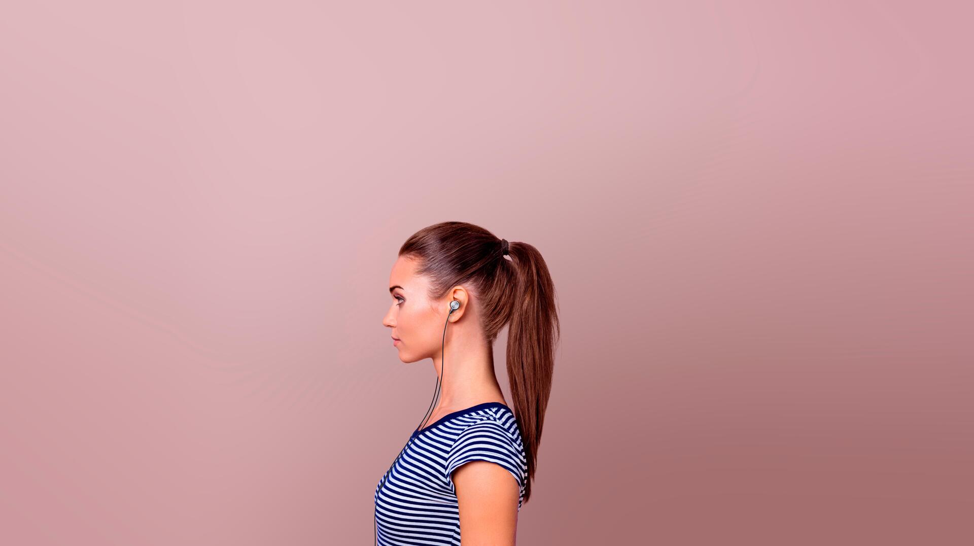 Купить Logitech Zone Wired Earbuds - Headset - im Ohr - kabelgebunden - 3,5 mm Stecker - Geräuschisolierung - Graphite - Zertifiziert für Microsoft Teams (981-001009) в магазине wardena.ru